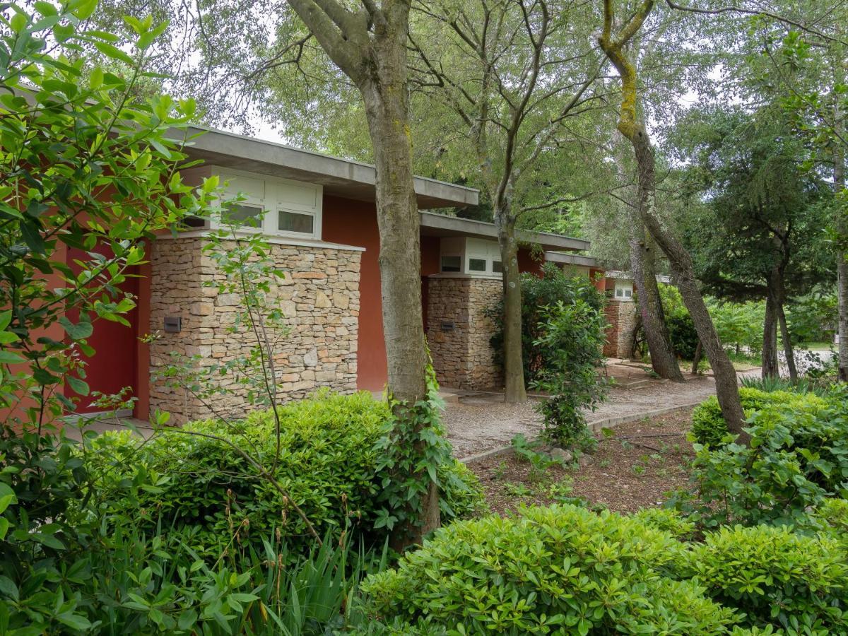 Auberge De Jeunesse Hi Ним Екстериор снимка